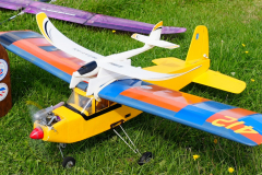 Mini-Radian ready for a piggy-back takeoff